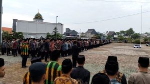 Momen Hari Pahlawan, Ponpes Al Jahra Magetan Gelar Bhakti Sosial Sunat Massal Dan Bagikan Bingkisan